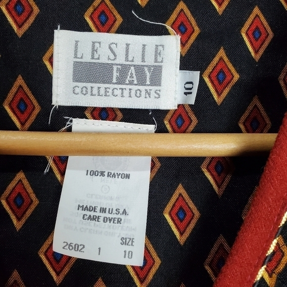 Leslie Fay Vintage 90s Quilted Geometric Black Red Career Blazer Size 10 - Picture 5 of 10